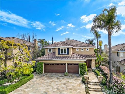 64  Calle Cabrillo  , Lake Forest, CA