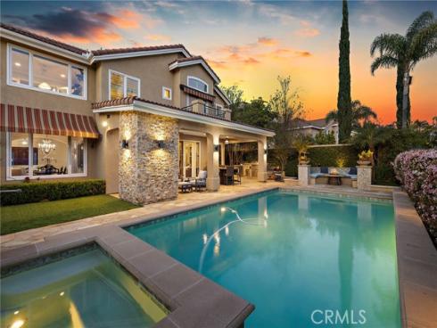 64  Calle Cabrillo  , Lake Forest, CA