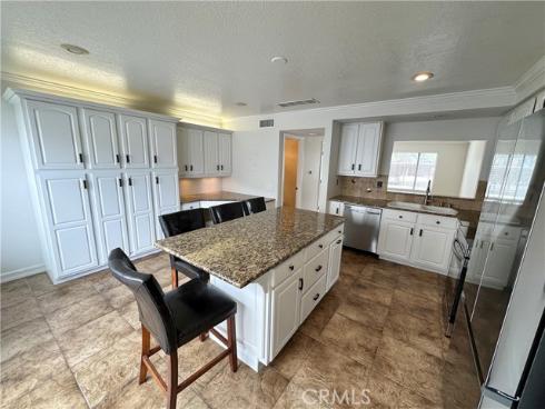 25885  Trabuco  56  Road, Lake Forest, CA