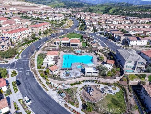 608  White Oaks  , Lake Forest, CA