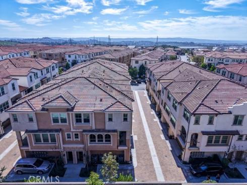 608  White Oaks  , Lake Forest, CA