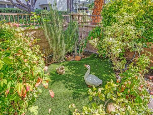 22482  Lake Forest Ln  , Lake Forest, CA