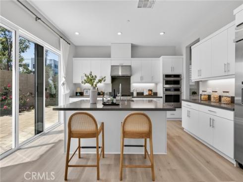 111  Fremont  , Lake Forest, CA