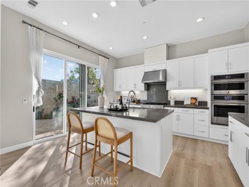 111  Fremont  , Lake Forest, CA