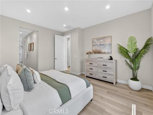 111  Fremont  , Lake Forest, CA