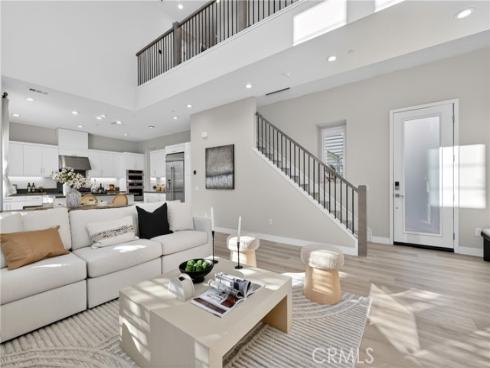 111  Fremont  , Lake Forest, CA