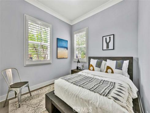 32  Lark  , Lake Forest, CA