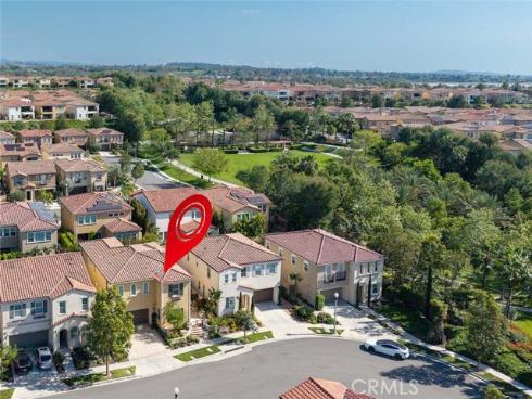 32  Lark  , Lake Forest, CA