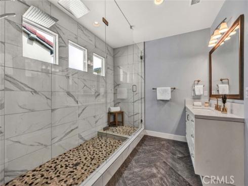 32  Lark  , Lake Forest, CA