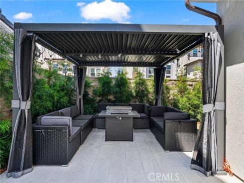 200  Newton  , Lake Forest, CA