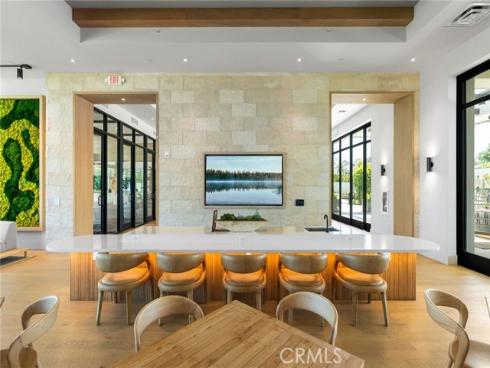 200  Newton  , Lake Forest, CA