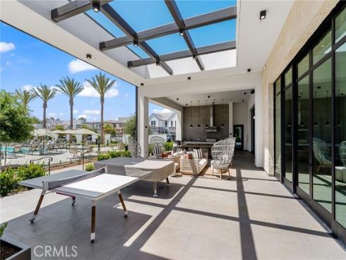 200  Newton  , Lake Forest, CA