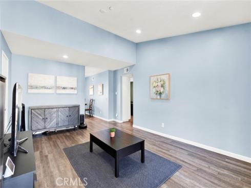 23278  Orange  8 , Lake Forest, CA