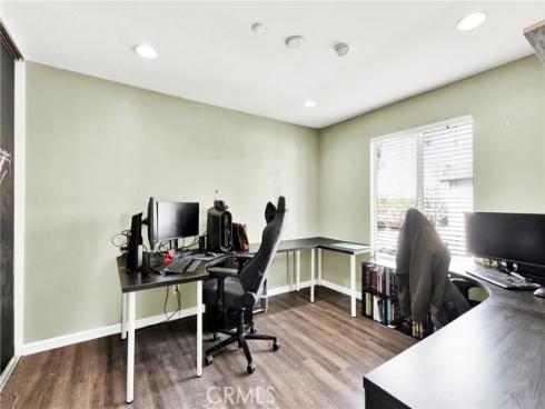 23278  Orange  8 , Lake Forest, CA