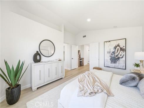 21041  Skylark  , Lake Forest, CA