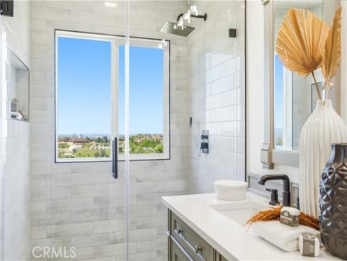 21041  Skylark  , Lake Forest, CA