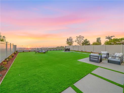 21041  Skylark  , Lake Forest, CA