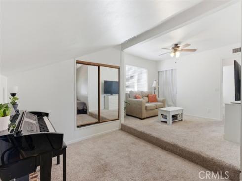 24281  Sparrow  , Lake Forest, CA