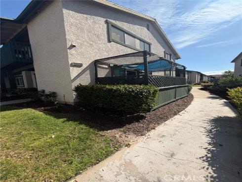 23214 Orange Avenue 3