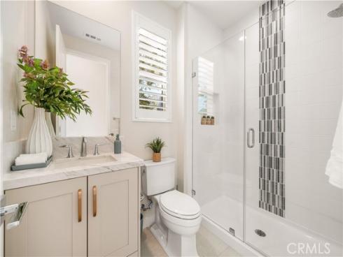 250  Newton  , Lake Forest, CA