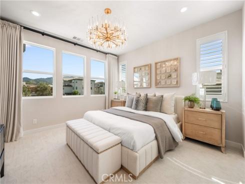 250  Newton  , Lake Forest, CA