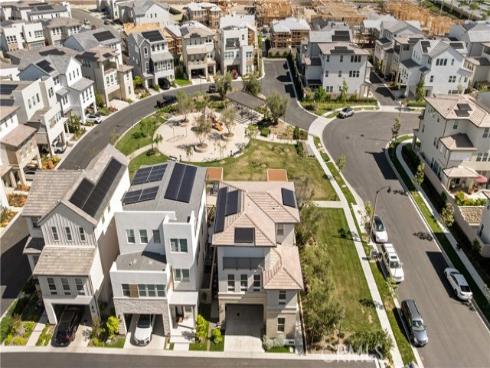 250  Newton  , Lake Forest, CA