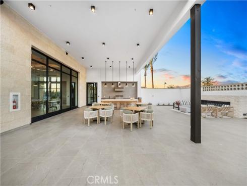 250  Newton  , Lake Forest, CA