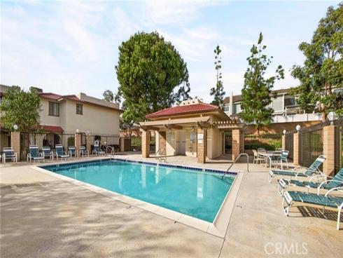 25261  Tanoak  , Lake Forest, CA