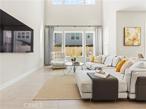 200  Longden  , Lake Forest, CA