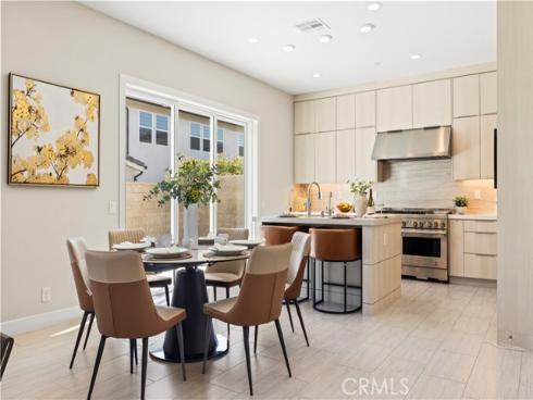 200  Longden  , Lake Forest, CA