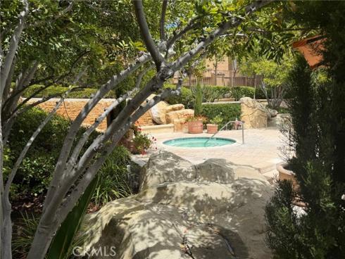 19431  Rue De Valore  14A , Lake Forest, CA