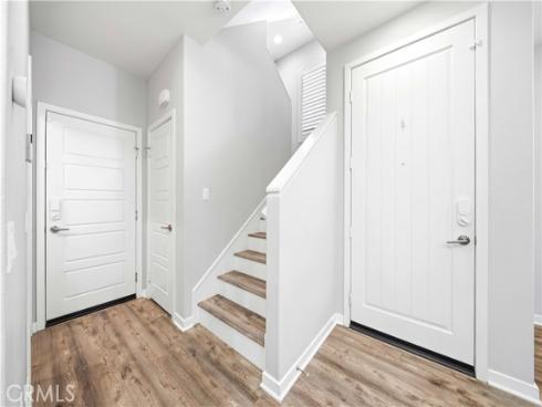 49  Finch  , Lake Forest, CA