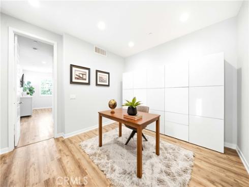 49  Finch  , Lake Forest, CA