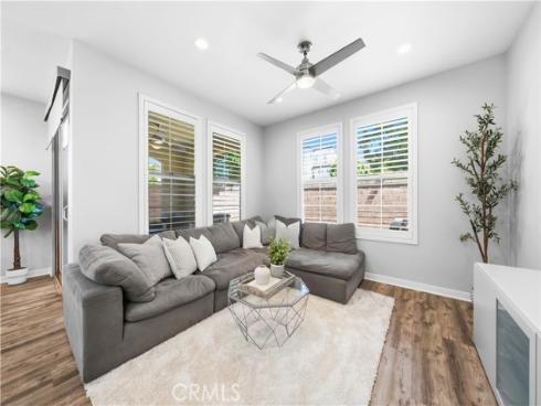 49  Finch  , Lake Forest, CA