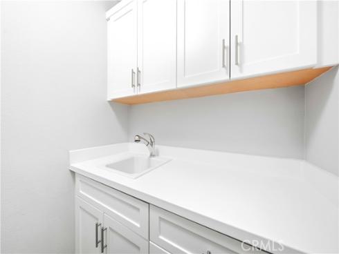 49  Finch  , Lake Forest, CA