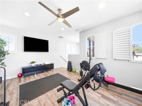 49  Finch  , Lake Forest, CA