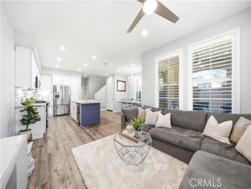 49  Finch  , Lake Forest, CA