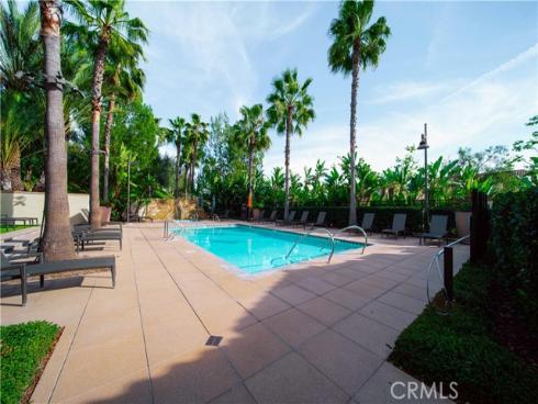 49  Finch  , Lake Forest, CA