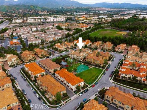 49  Finch  , Lake Forest, CA