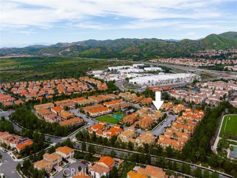 49  Finch  , Lake Forest, CA