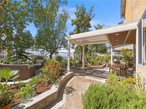 10  Eldorado  , Lake Forest, CA