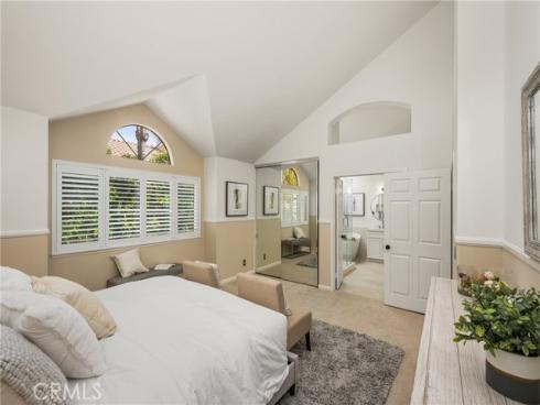 29  Calabria  , Lake Forest, CA