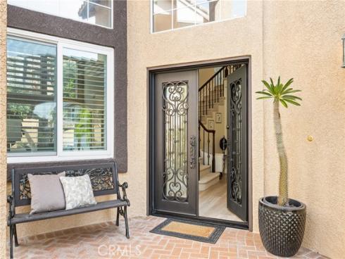 29  Calabria  , Lake Forest, CA