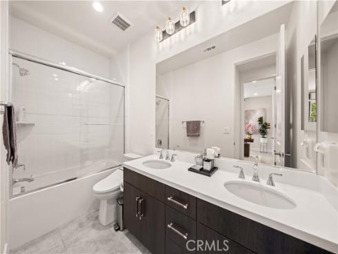 2592  Highland Oak   Court, Lake Forest, CA