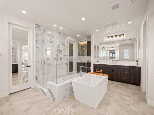 2592  Highland Oak   Court, Lake Forest, CA