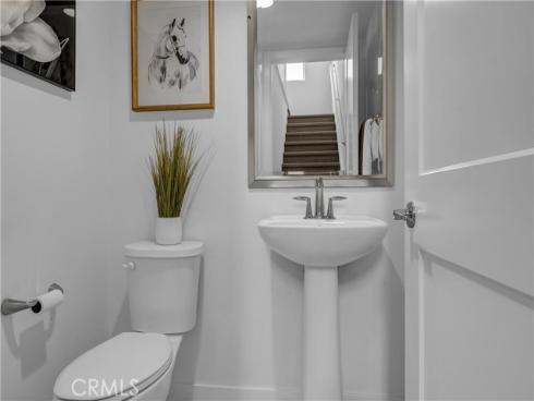 601  Shadowbrook  , Lake Forest, CA