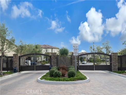 601  Shadowbrook  , Lake Forest, CA