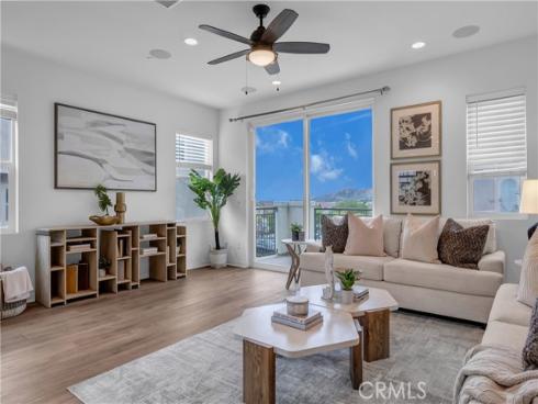 601  Shadowbrook  , Lake Forest, CA