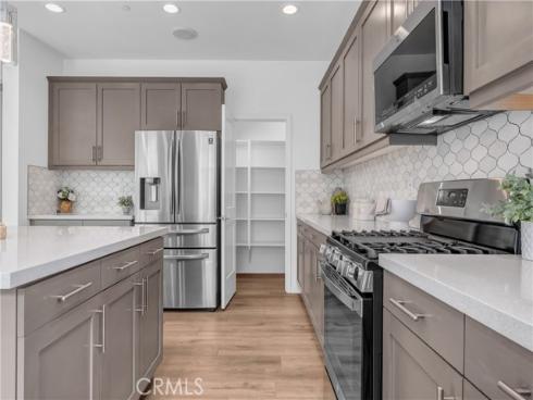 601  Shadowbrook  , Lake Forest, CA