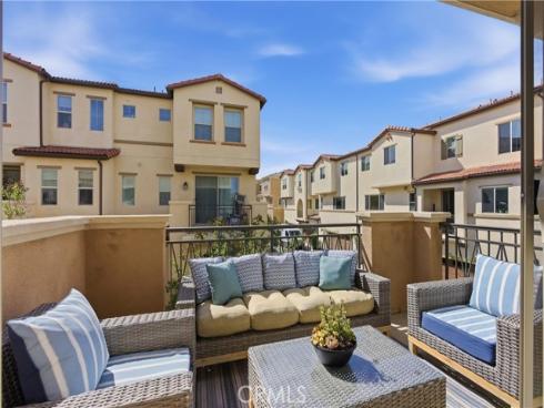 600  Shadowbrook  , Lake Forest, CA